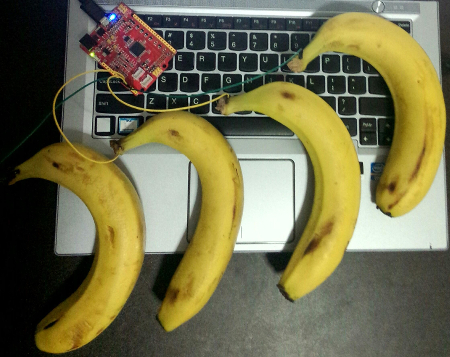 Файл:Fruit Piano Hardware.jpg