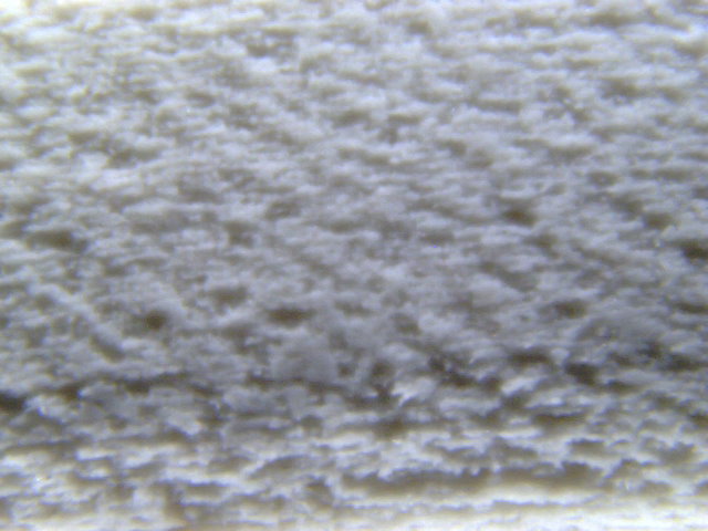 Laybrick под микроскопом. Выглядит так, будто это цельный кусок материала – © fablab013.nl