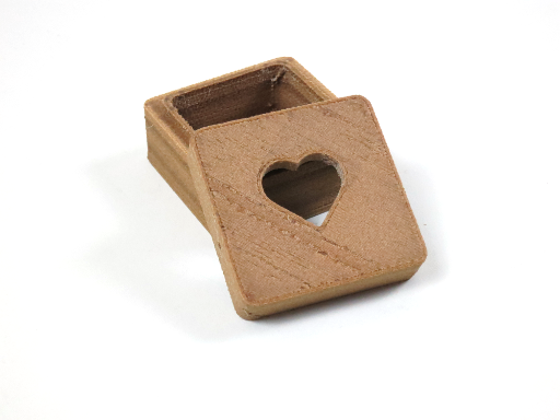Подарочная коробочка ко дню святого Валентина – © matterhackers.com